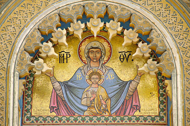 istock Icon of Mary and Jesus 157650912