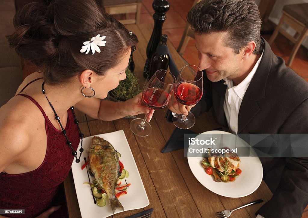 Романтический ужин для двоих - Стоковые фото Близость роялти-фри