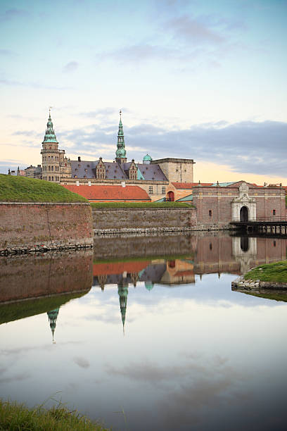 château de kronborg, helsingør danemark - kronborg castle photos et images de collection