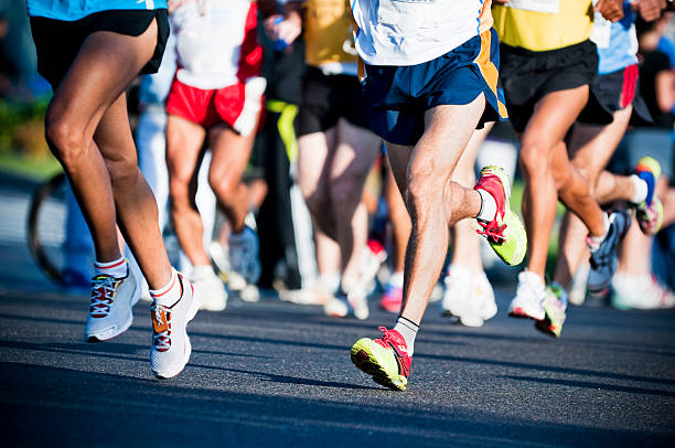 마라톤 - marathon running jogging group of people 뉴스 사진 이미지