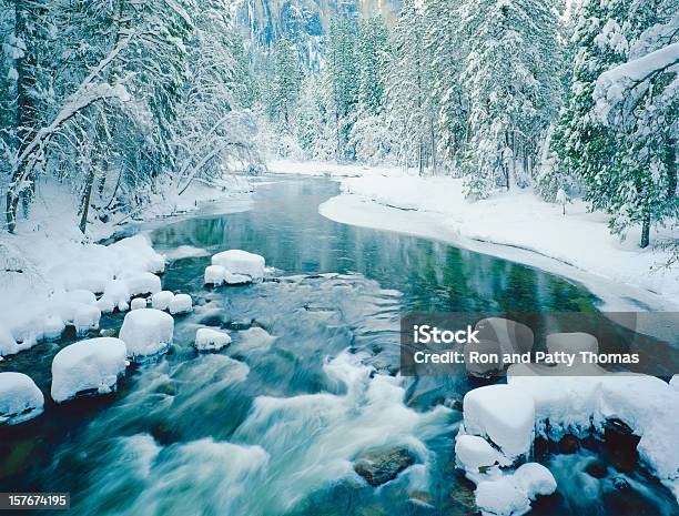겨울 요세미티 국립 공원 요세미티 국립 공원에 대한 스톡 사진 및 기타 이미지 - 요세미티 국립 공원, 겨울, 눈-냉동상태의 물
