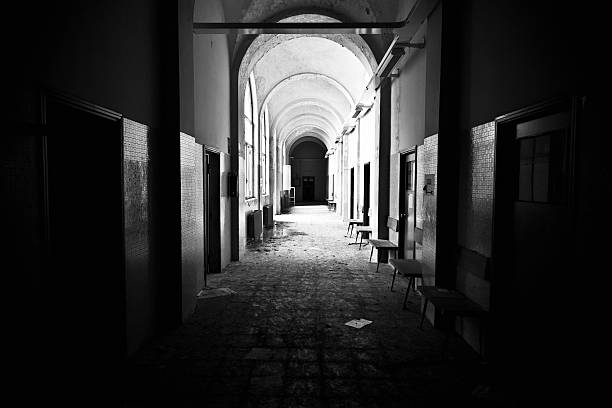 istock Abandoned Hospital Corridor Architecture Black And White Urban Exploration 157675043