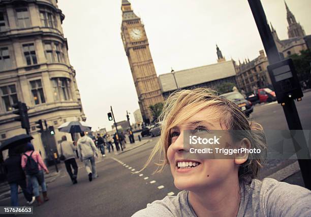 Turística De Londres Foto de stock y más banco de imágenes de Adolescente - Adolescente, Adulto, Alegre