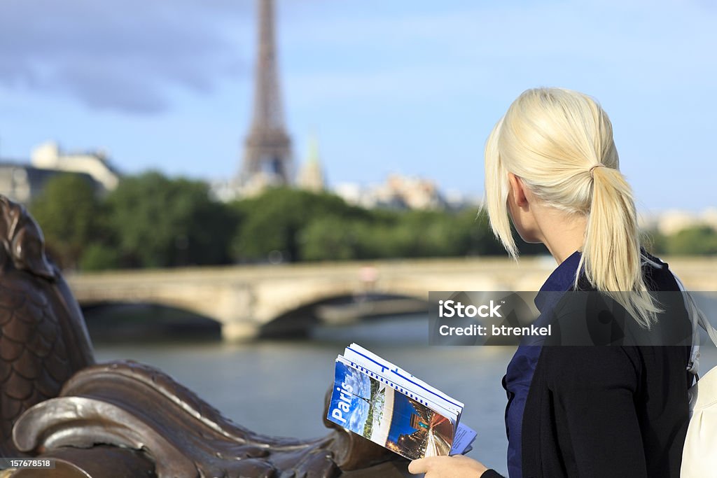 Paris ",Turísticos de Paris" - Foto de stock de França royalty-free