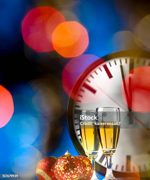 Foto de Ano Novo e mais fotos de stock de 12 Horas - 12 Horas, Ano novo, Bebida