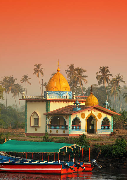 templo hindu em goa - india goa temple indian culture imagens e fotografias de stock