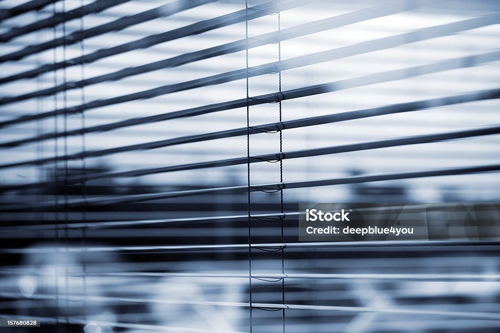 抽象的な眺め、窓付きのビジネスジャロジー(オープン - 契約のロイヤリティフリーストックフォト