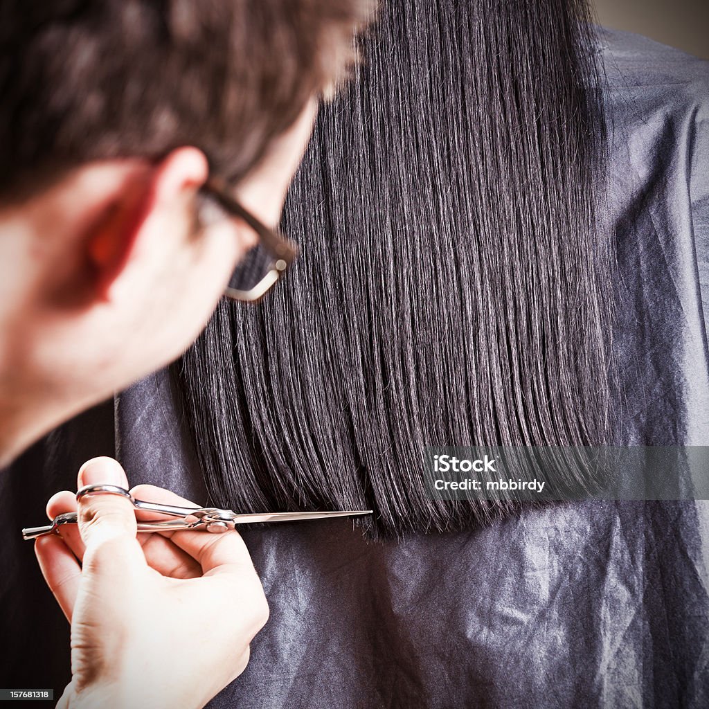 Extremos de peluquería corte de pelo largo negro - Foto de stock de Mujeres libre de derechos