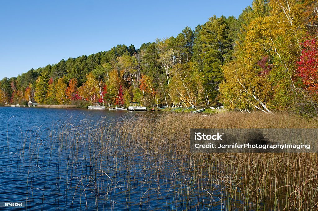 Herbst auf Wisconsin Lake - Lizenzfrei Wisconsin Stock-Foto