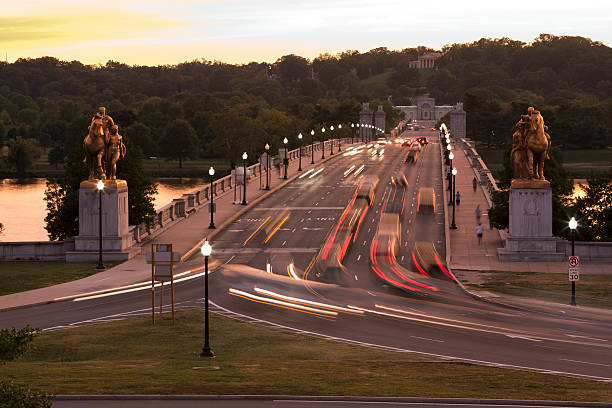 Arlington Memorial Bridge Arlington Memorial Bridge seen from the Lincoln Memorial at sunset. arlington memorial bridge photos stock pictures, royalty-free photos & images