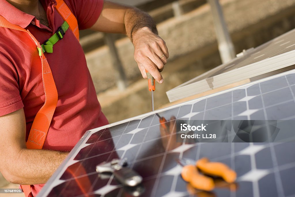 Instalação de células solares - Royalty-free Painel Solar Foto de stock