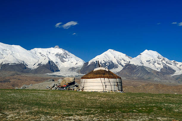 Yurta nel Kungur intervallo - foto stock