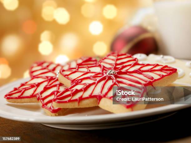 Gwiazda Kształt Cukru Pliki Cookie Na Boże Narodzenie Czas - zdjęcia stockowe i więcej obrazów Bez ludzi