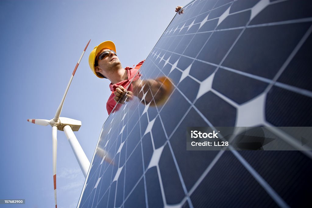 Retrato de un técnico - Foto de stock de Panel Solar libre de derechos