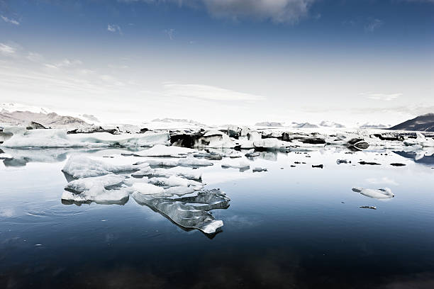 istock Glacier and Icebergs in Iceland Natural Scene 157683048