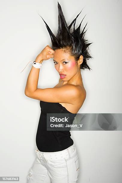 Punk Rock Chica Foto de stock y más banco de imágenes de Punk - Punk, Etnias asiáticas e indias, Cabello de punta