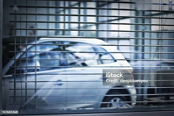 Foto de Carro Atrás Jalousie e mais fotos de stock de Escritório - Escritório, Car Wash, Carro