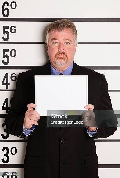 Mugshot Из Бизнесмен — стоковые фотографии и другие картинки Фото в профиль и анфас - Фото в профиль и анфас, Преступник, Бизнесмен