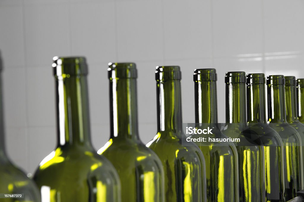 Bouteilles de vin - Photo de Usine libre de droits