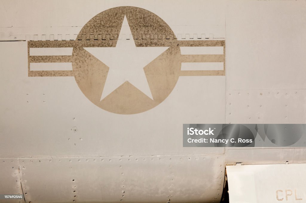 Insignias descolorido Fuerza Aérea de los Estados Unidos en el lado de aviones - Foto de stock de Ejército de los Estados Unidos libre de derechos