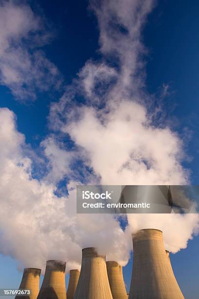 Aparelhos De Umcentral Elétrica A Carvão - Fotografias de stock e mais imagens de Alterações climáticas - Alterações climáticas, Azul, Betão