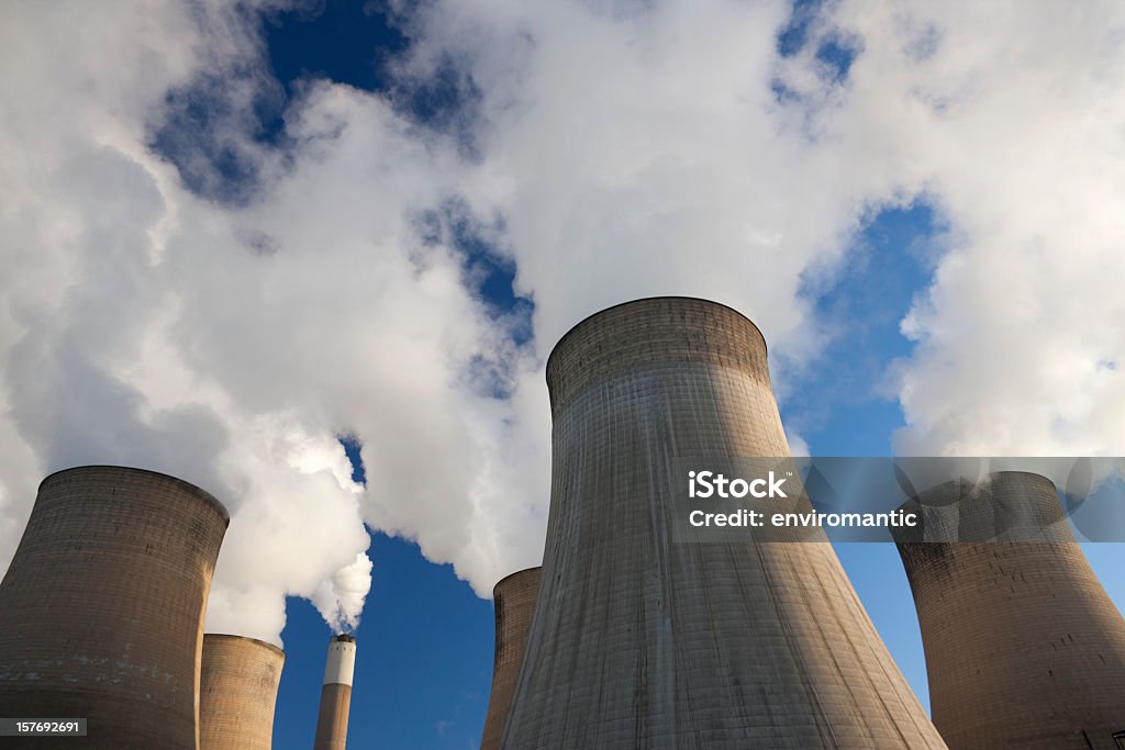Kühlturm eines Kohle Energie im power station. - Lizenzfrei Kohle Stock-Foto