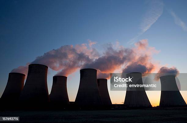 Aparelhos De Umcentral Elétrica A Carvão - Fotografias de stock e mais imagens de Central Elétrica - Central Elétrica, Reino Unido, Central Elétrica a Carvão