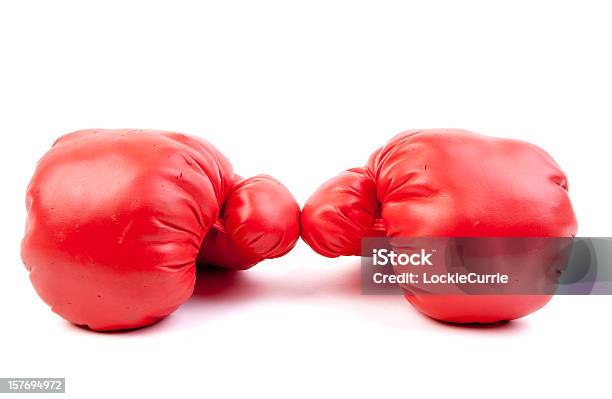 Foto de Luvas De Boxe e mais fotos de stock de Figura para recortar - Figura para recortar, Fundo Branco, Luva de Boxe