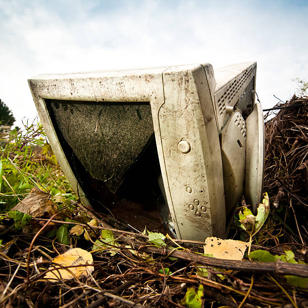 istock Abandoned PC monitor closeup 157696060
