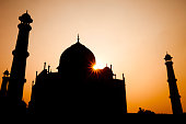 taj-mahal-silhouette.jpg?b=1&s=170x170&k=20&c=TOg7UMaSzmgBihNx8q-fC_LhgVG1A-S_q1F5p2fzolU=
