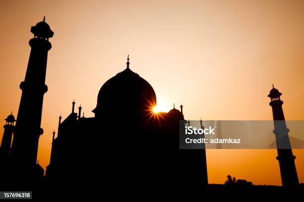 Photo libre de droit de Taj Mahal Silhouette banque d'images et plus d'images libres de droit de Chaleur - Chaleur, Inde, Coucher de soleil