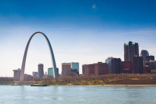 istock Skyline of Saint Louis 157696821