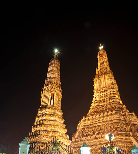 istock Wat Arun In Bangkok, Thailand 157696901