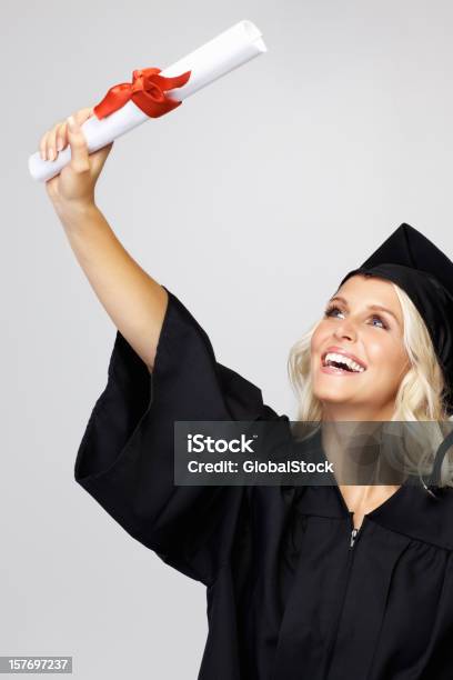 Harte Arbeit Zahlt Sich Aus Stockfoto und mehr Bilder von Akademischer Abschluss - Akademischer Abschluss, Blick nach oben, Universität