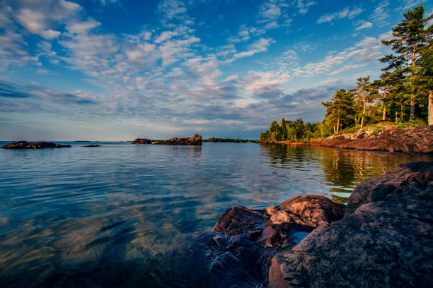 istock Lake Superior Summer Shoreline 1 1576987295