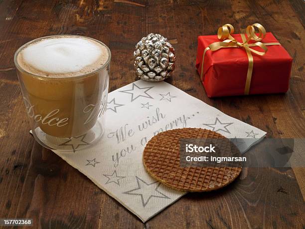 Рождество Перерыв На Кофе — стоковые фотографии и другие картинки Без людей - Без людей, Вафля, Время года