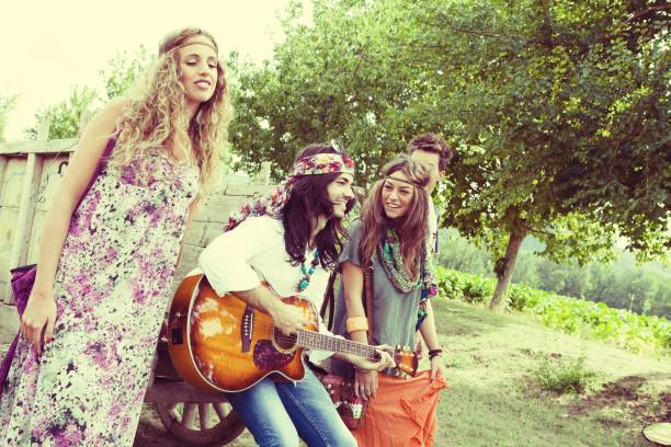 istock Group of Hippie Singing in Countryside 157718223