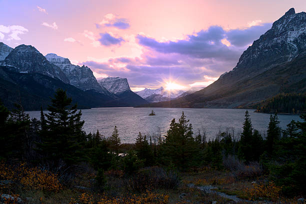 istock Saint Mary Lake, Glacier National Park 157718794