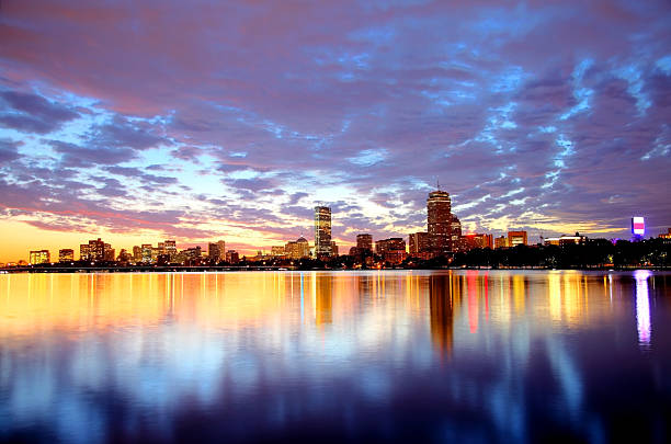 보스턴 스카이라인을 - boston skyline charles river river 뉴스 사진 이미지