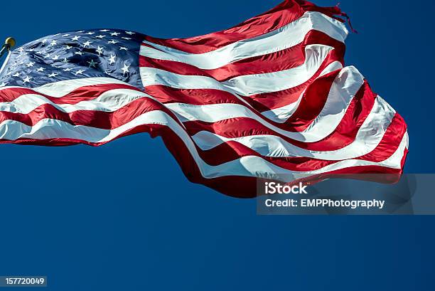 Tattered Amerykańska Flaga - zdjęcia stockowe i więcej obrazów 4-go lipca - 4-go lipca, Amerykańska flaga, Bez ludzi