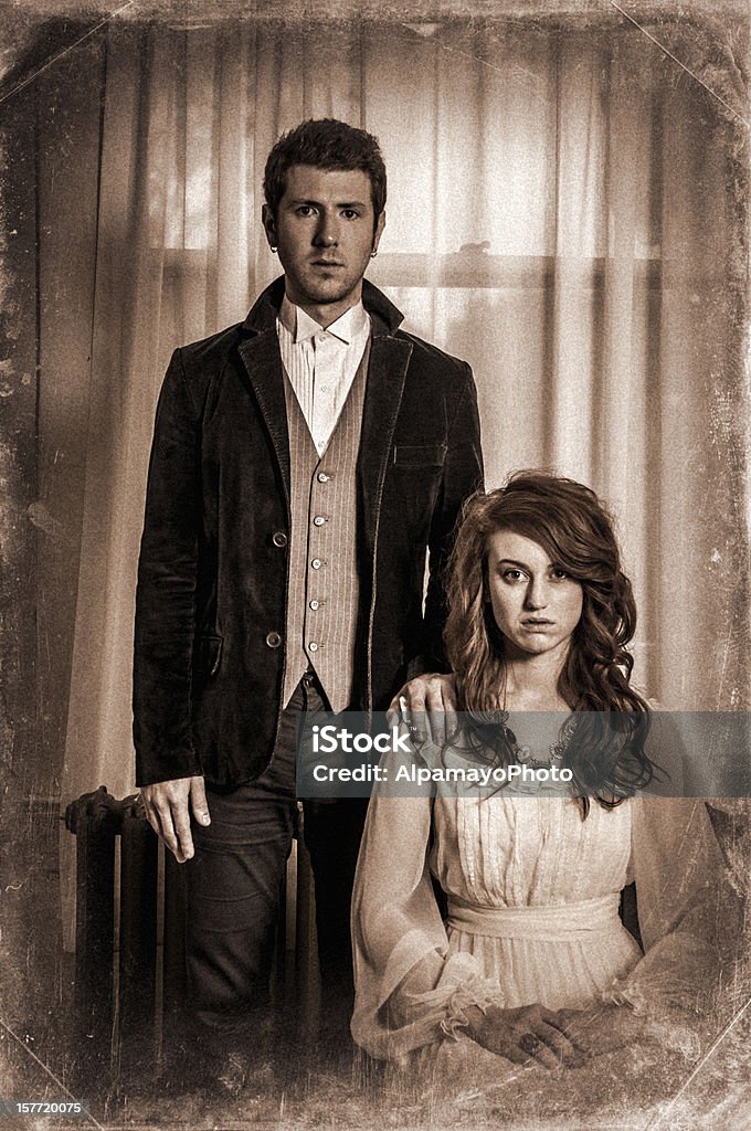 Vintage Retrato de um jovem Casal-III - Royalty-free Homens Foto de stock