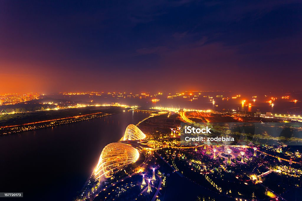 Singapur przez noc - Zbiór zdjęć royalty-free (Architektura)