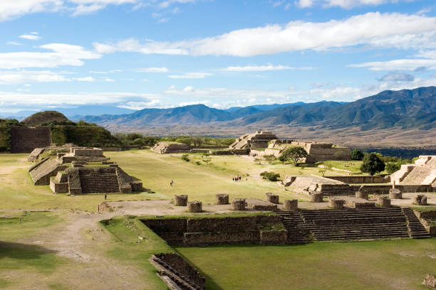 monte alban (2 - mexico the americas ancient past - fotografias e filmes do acervo