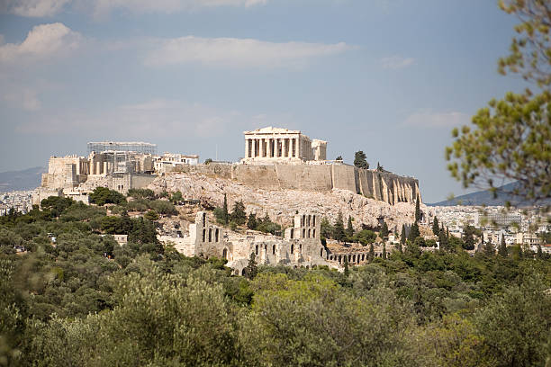 акрополь в афинах, греция - nike стоковые фото и изображения