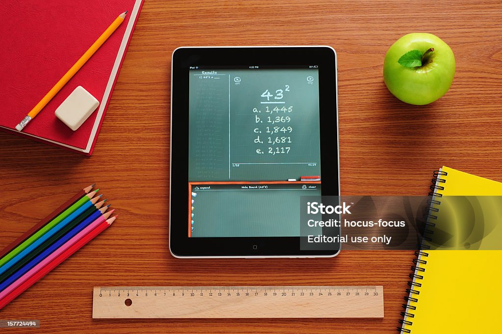 Mathematic applicazione per iPad - Foto stock royalty-free di Educazione