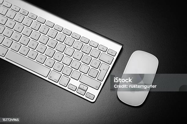 Apple Tastiera Del Computer E Mouse - Fotografie stock e altre immagini di Alluminio - Alluminio, Argentato, Argento