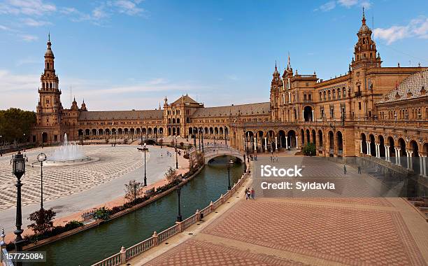 Foto de Espanhol Edifício Sevilla e mais fotos de stock de Andaluzia - Andaluzia, Arquitetura, Arranjar