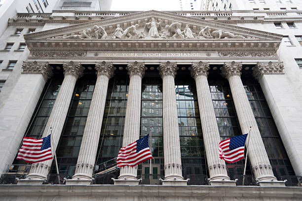 bolsa de valores de nueva york - symbol finance corporate business manhattan fotografías e imágenes de stock