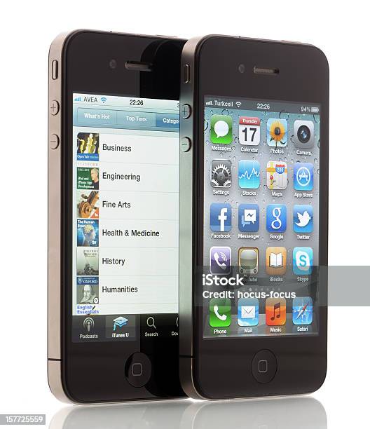 Itunes E Ecrã Inicial Do Iphone 4s - Fotografias de stock e mais imagens de Aplicação móvel - Aplicação móvel, Apple Computers, Comunicação