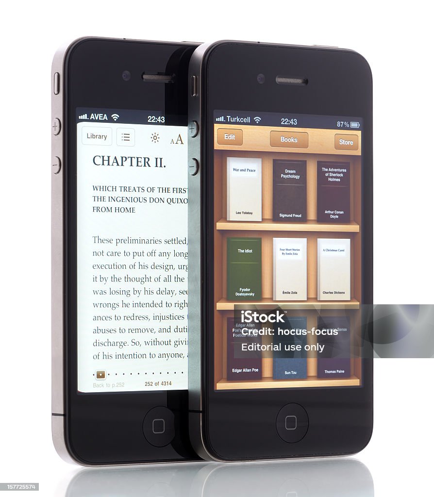 E-book su iPhone 4 - Foto stock royalty-free di IPhone